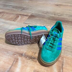 Adidas Women’s Green Gazelle Bold Platform Shoes- Size 7